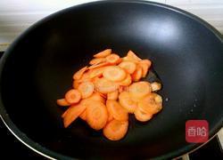桔梗炒香肠的做法图解3