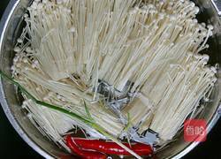 凉拌金针菇的做法图解2