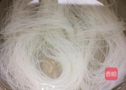 蒜蓉粉丝蒸大虾的做法图解2