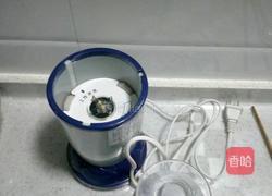 自制菠萝果酱的做法图解1