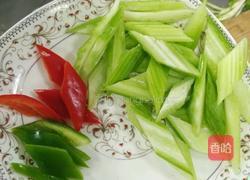 西芹百合的做法图解3