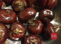 荸荠炒肉的做法图解1