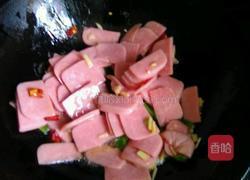 西葫芦炒香肠的做法图解3