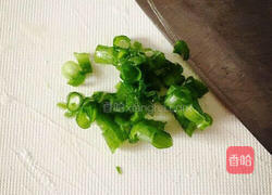 香葱蛋饼（妈妈做给宝宝的营养早餐）的做法图解5