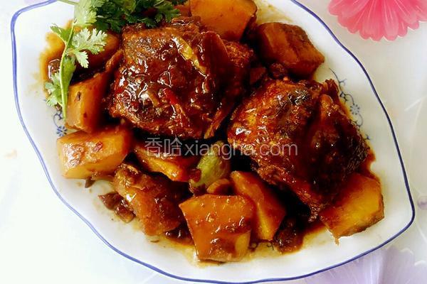 红烧鳕鱼炖土豆