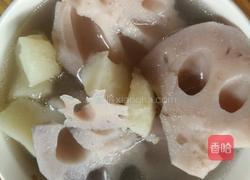 莲藕马蹄瘦肉汤的做法图解5