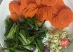 香菇炒肉的做法图解6