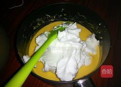 戚风蛋糕的做法图解6