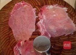 冰糖炖大排的做法图解2