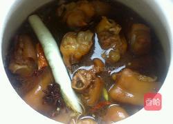 红酒焖猪蹄的做法图解6