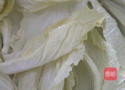 鱼腐白菜的做法图解1
