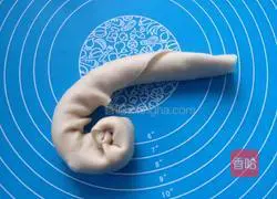 Illustration of Homemade Scallion Pancakes 13