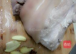 卤蹄髈的做法图解2