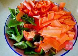 菠萝咕噜肉的做法图解2