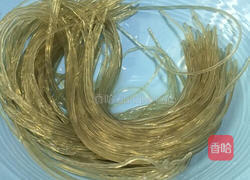 猪肉炖粉丝的做法图解1