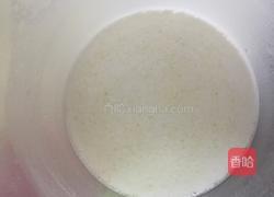 电饼铛广式拉肠粉的做法图解1