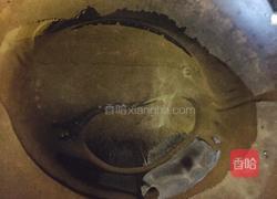 胡萝卜炒火腿肠的做法图解5