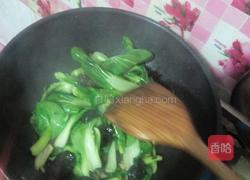 木耳炒青菜的做法图解5