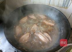 榛蘑炖鸡翅的做法图解2