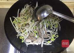 豆芽菜炒粉的做法图解6