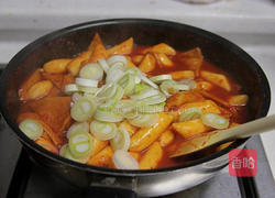 简易韩式炒年糕的做法图解5