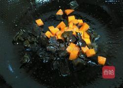 彩蔬炒鸡丁的做法图解6