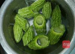 酿苦瓜的做法图解1