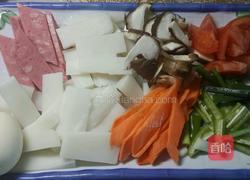 火腿炒年糕的做法图解2