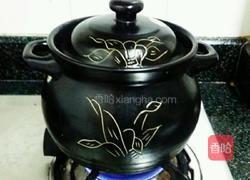 雪梨萝卜排骨汤的做法图解4