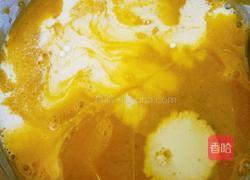 戚风杯子蛋糕的做法图解3