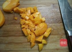 香芒牛肉焖豆腐的做法图解3