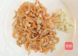 小黄瓜炒虾仁的做法图解2