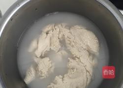 牛肉蒸包的做法图解1