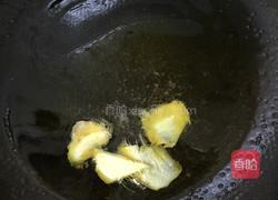 大蒜炒腊肉的做法图解4