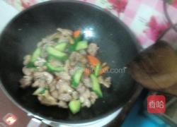 椒香啤酒鸭的做法图解10