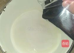 牛奶味冰淇淋的做法图解3