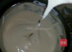 电饭煲蛋糕的做法图解1