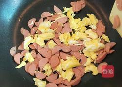 火腿肠鸡蛋炒玉米的做法图解3