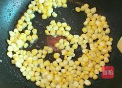 火腿肠鸡蛋炒玉米的做法图解4