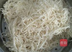 肉丝炒面的做法图解1