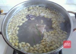 黄豆炖咸猪蹄的做法图解4