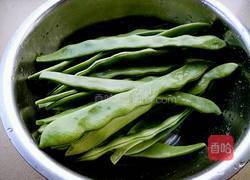 排骨炖豆角的做法图解3