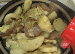 腊肉炖毛笋的做法图解12