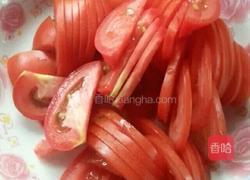 炒意面的做法图解1