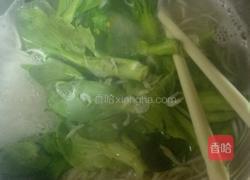 海鲜蔬菜面的做法图解3