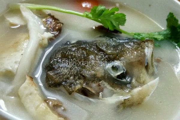 鱼头豆腐汤