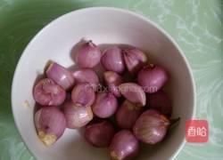 猪肉圆葱馅饼的做法图解1