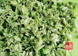 香椿摊鸡蛋的做法图解2