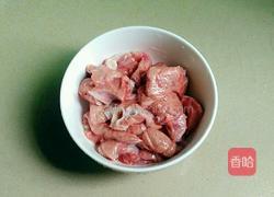 川贝雪梨猪肺汤的做法图解1