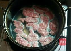 川贝雪梨猪肺汤的做法图解2